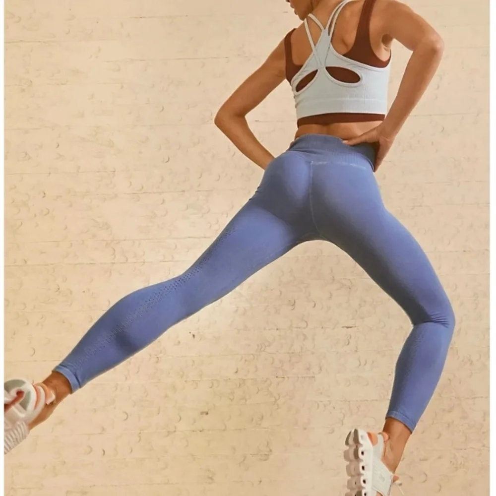 NWT Free People Movement - Good Karma Leggings - Picture 3 of 4